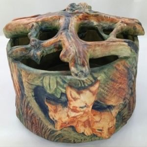 Antique 1920's Weller Woodcraft Foxes Flower Frog